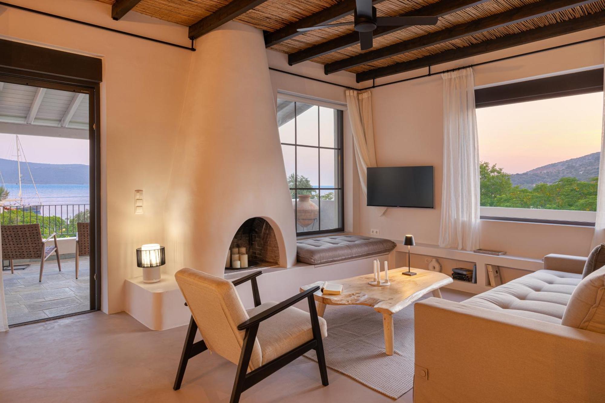 Chariclea Holiday home *