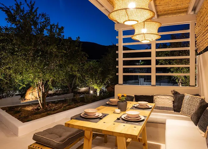 Chariclea Villa